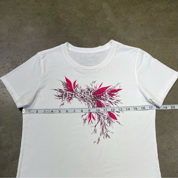 Y2K Patagonia Women’s Tribal Graphic T-Shirt M Organic Cotton USA Pink Tee - Picture 5 of 7